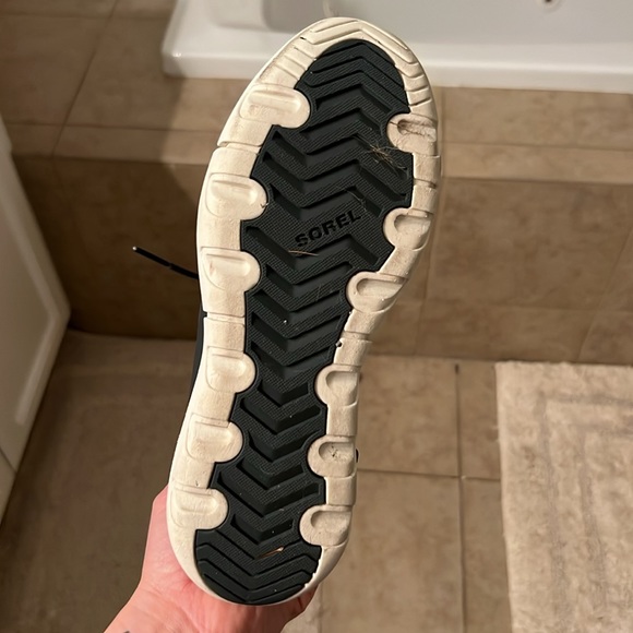 SOREL- waterproof women’s boots - Picture 3 of 4